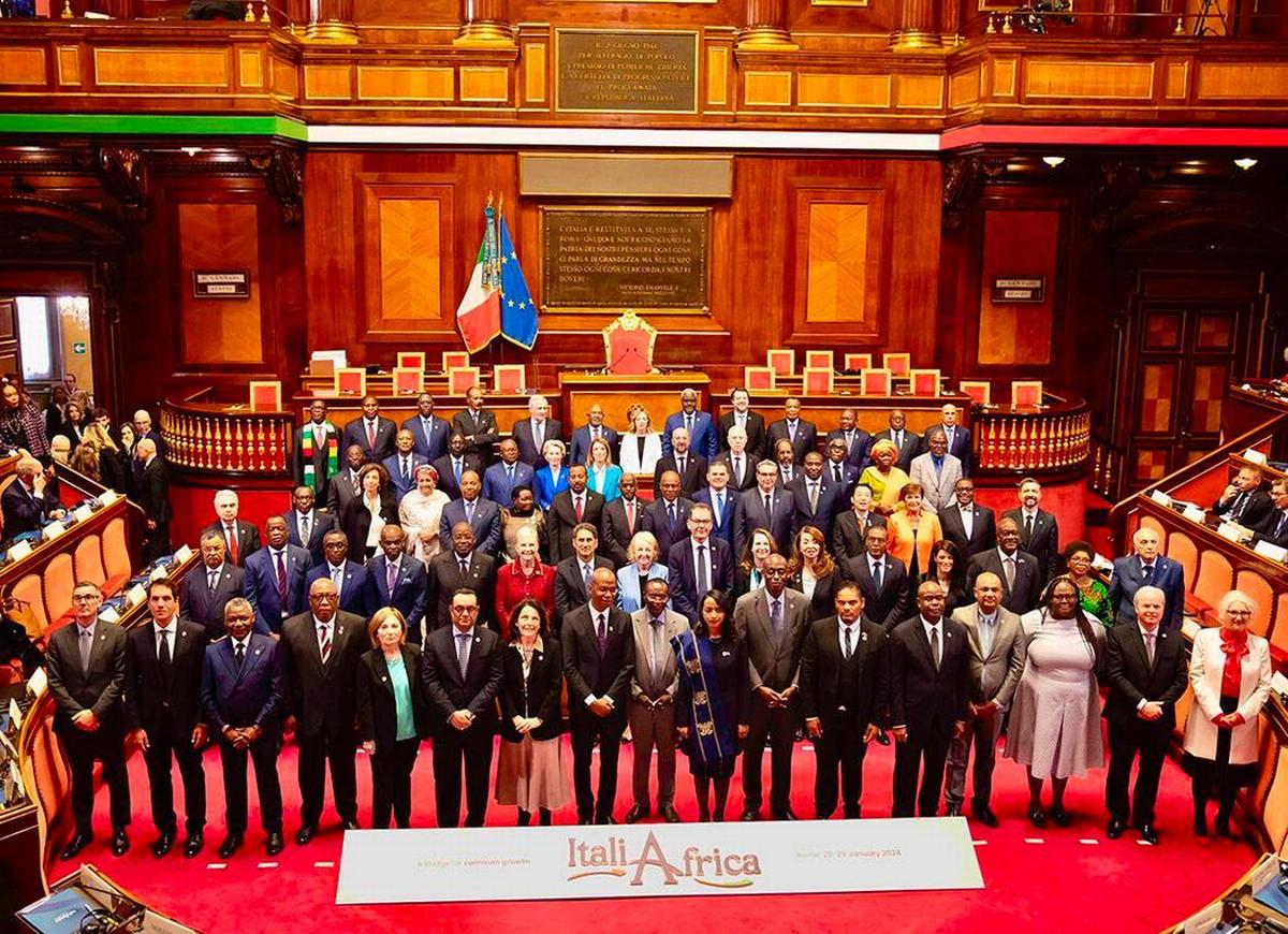 I partecipanti alla Conferenza Italia-Africa al Senato, 29 gennaio 2024 (foto Palazzo Chigi, licenza CC-BY-NC-SA 3.0 IT)