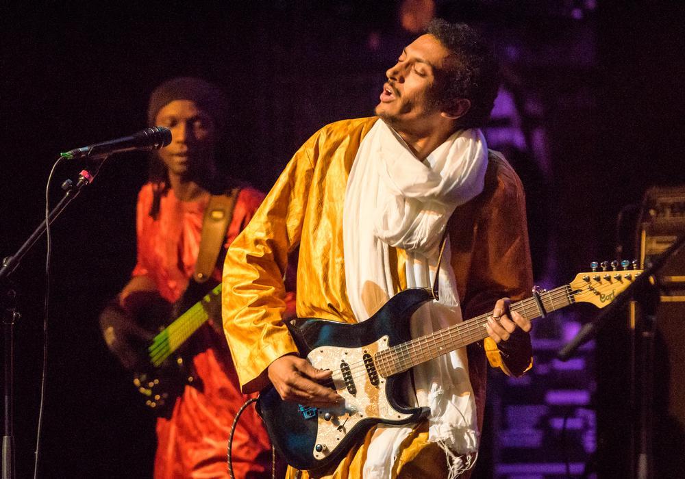 New York, 26 marzo 2016. Bombino in concerto all'Apollo theater. S. Pisano/Flickr
