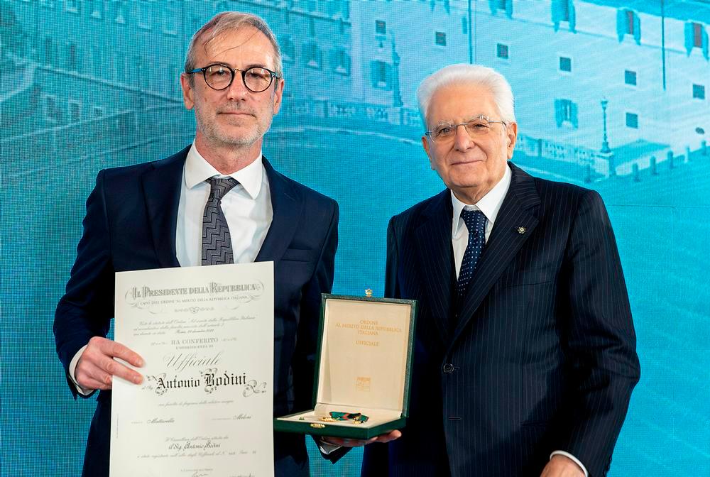 Antonio Bodini, genitore che insieme al professore Fausto Capellini ha ideato il baskin, premiato da Sergio Mattarella quale ufficiale al merito. Foto del Quirinale