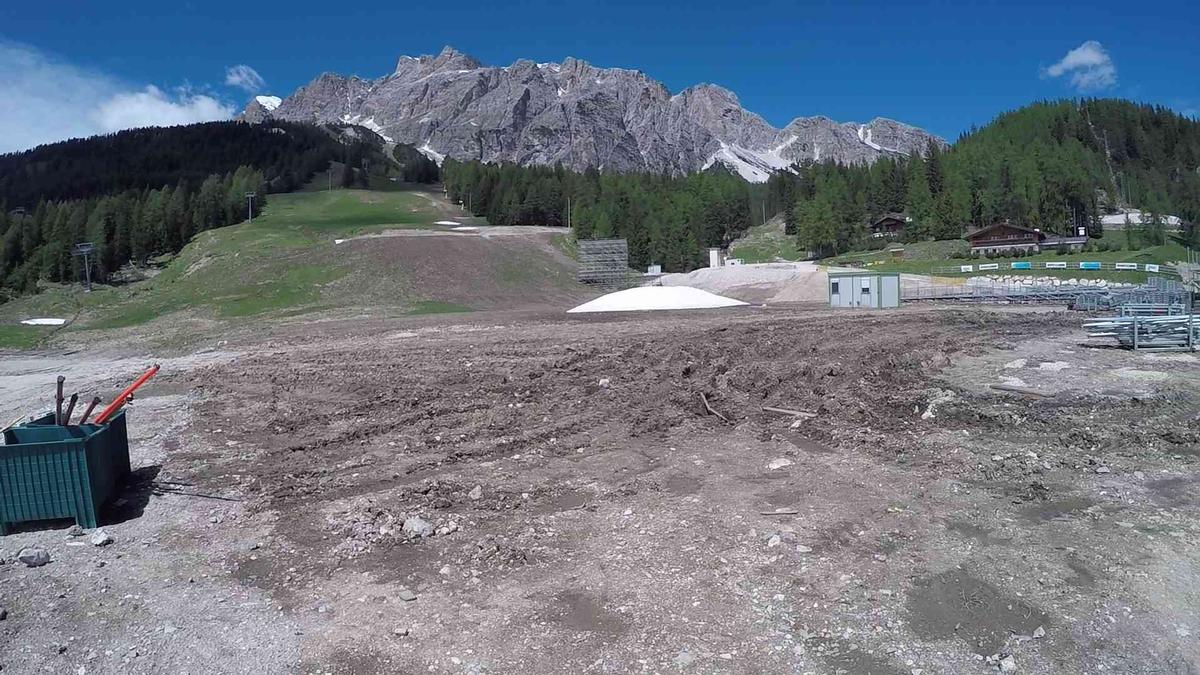Cortina, lavori per l'area di arrivo a Rumerlo in vista della Coppa del mondo di sci 2021