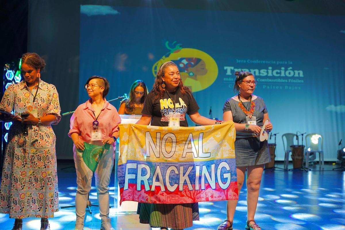 Santa Marta (Colombia), 28 aprile 2026. Evento di chiusura della prima conferenza internazionale sulla transizione oltre i combustibili fossili (foto del ministero dell'Ambiente colombiano)