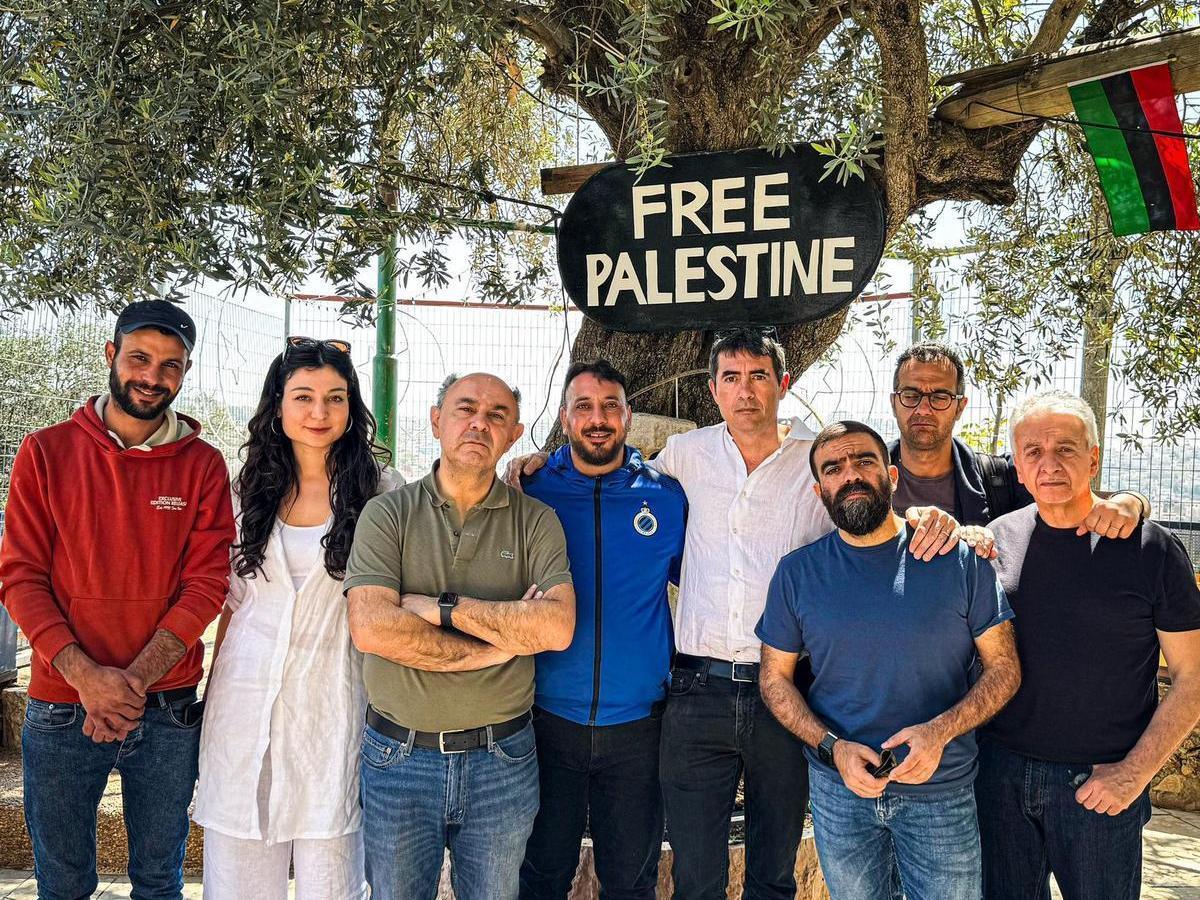 La delegazione di politici e parlamentari dell'Alleanza Verdi e sinistra (Avs) in Palestina