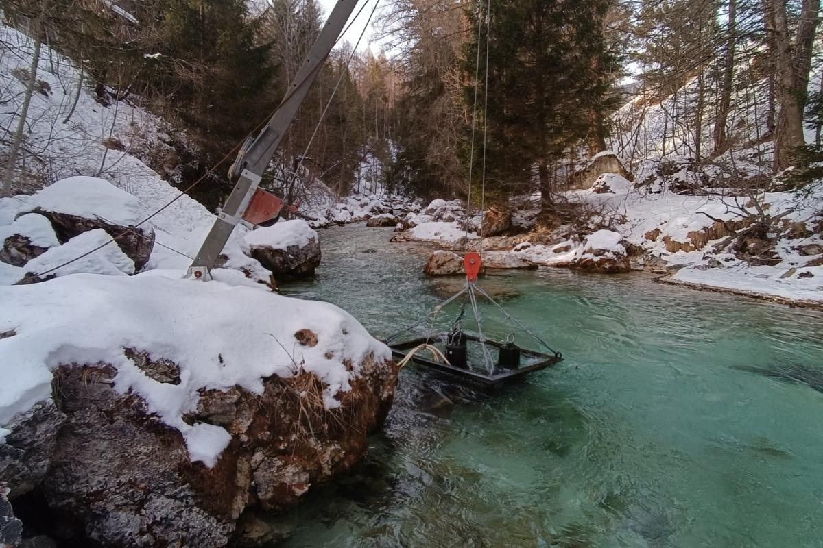 Cortina d'Ampezzo (Belluno), punto di prelievo sul torrente Boite. Foto di F. Tullio, dal dossier Nevediversa di Legambiente