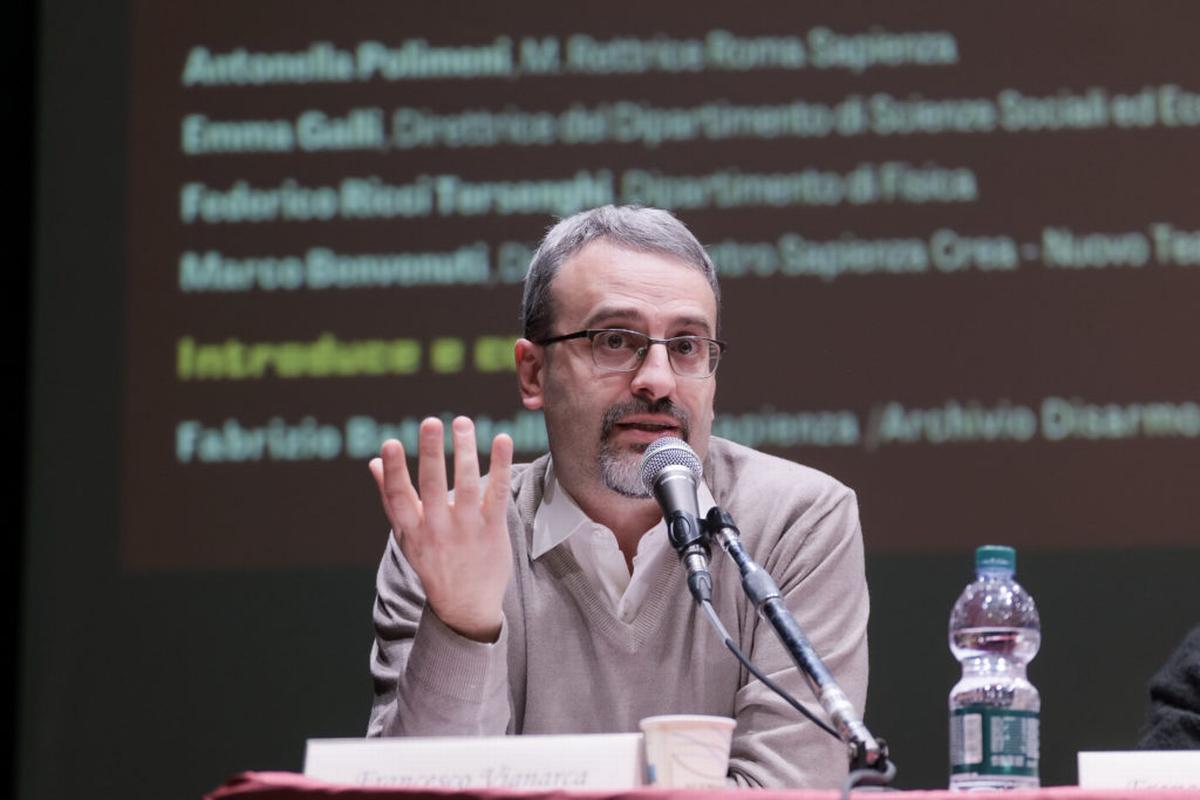 Francesco Vignarca è il coordinatore delle campagne della Rete italiana Pace e disarmo (Foto dal suo sito personale)