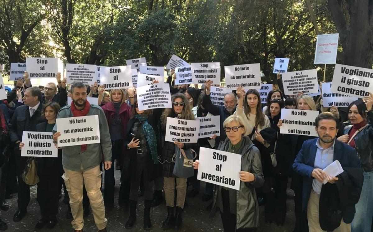 Roma, 12 novembre 2024. Protesta dei giornalisti Rai contro il precariato (foto Federazione nazionale della stampa italiana)