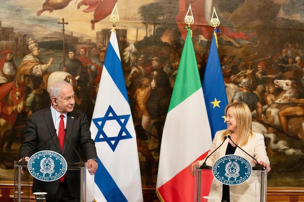 Roma, 10 marzo 2023. La presidente del Consiglio dei ministri, Giorgia Meloni, e il primo ministro di Israele, Benjamin Netanyahu, al termine del loro incontro a Palazzo Chigi (Foto da governo.it CC-BY-NC-SA 3.0 IT)