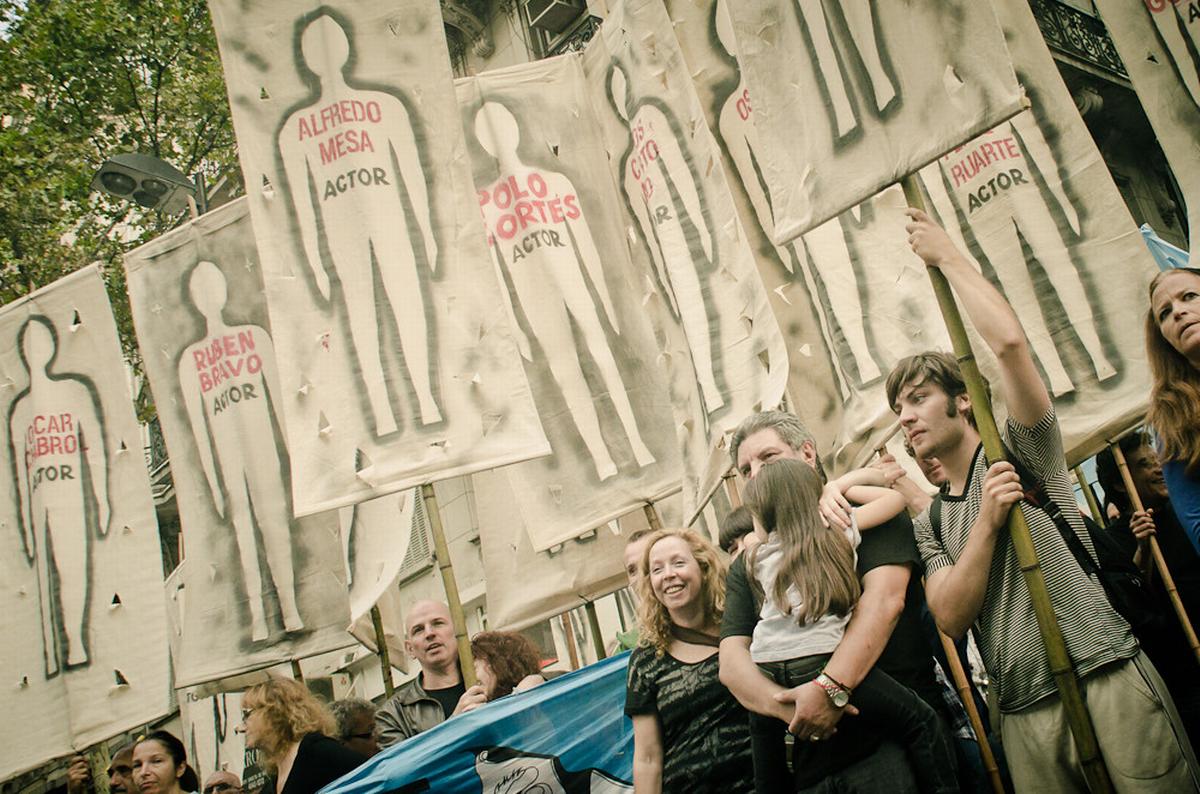 Argentina, 24 marzo 2012. Una manifestazione in memoria dei quasi 30mila desaparecidos della dittatura (Foto Fora do Eixo/Flickr/CC BY-SA 2.0)