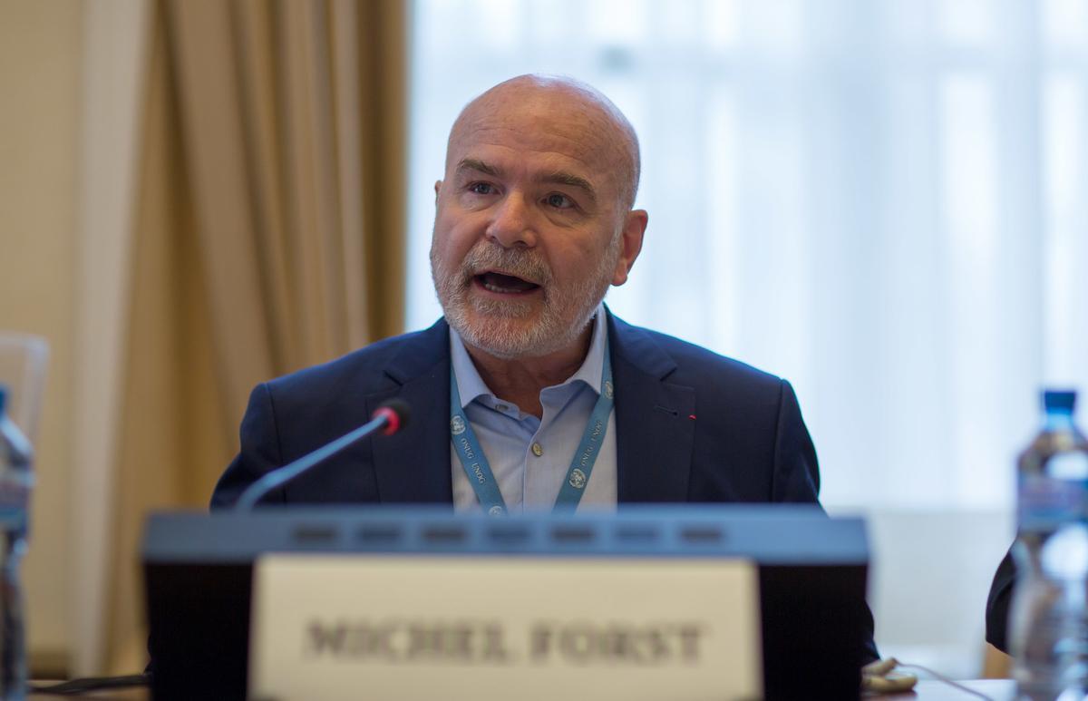 Ginevra, 7 marzo 2017. Il relatore speciale dell'Onu per il clima, Michael Forst, al convegno "Environmental Human Rights Defenders: Responding to a Global Crisis" nel marzo 2017 (Foto di Maina Kiai via Flickr, CC BY 2.0 )