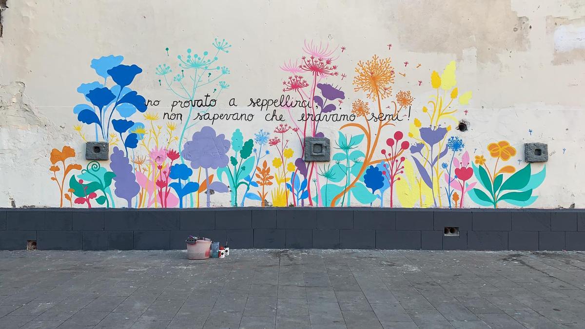 Il murales per le vittime innocenti della camorra a Ponticelli