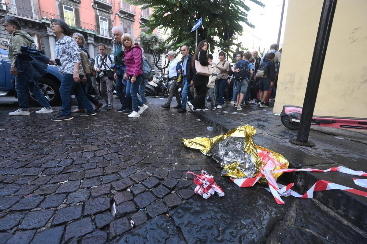 Napoli, 24 ottobre 2024. Corteo nella via dove è stato ucciso il 15enne Emanuele Tufano. Foto: Ansa/Ciro Fusco 