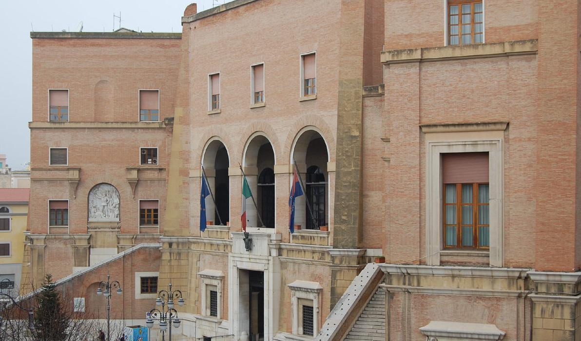 Palazzo di città, sede del municipio di Foggia (dal sito comune.foggia.it)