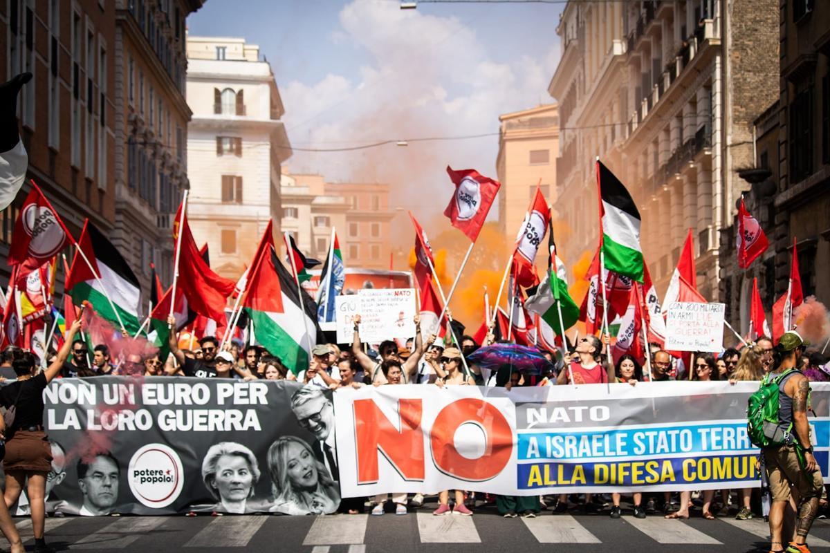 Roma, giugno 2025. Manifestazione contro guerra a riarmo. Foto di Rete dei Comunisti