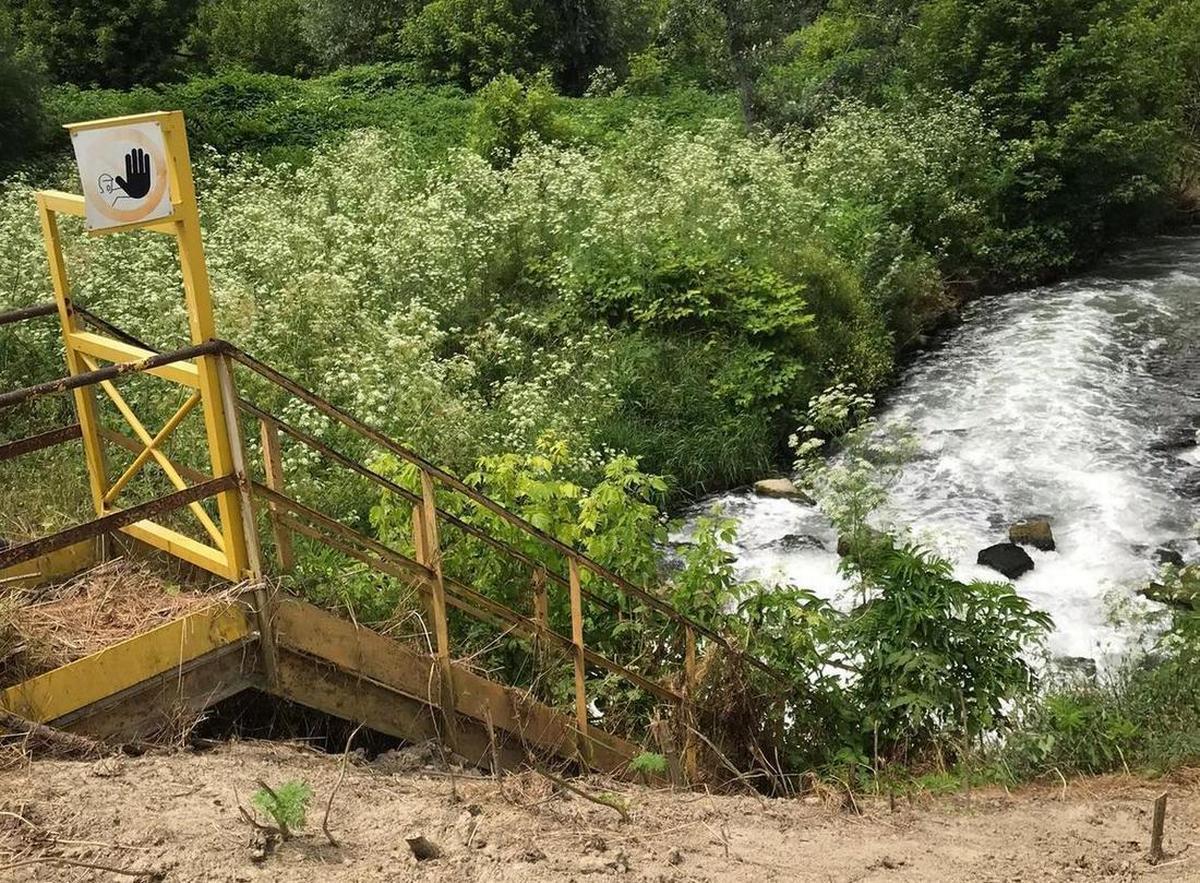 Lo scarico dello stabilimento Solvay di Spinetta Marengo sul fiume Bormida