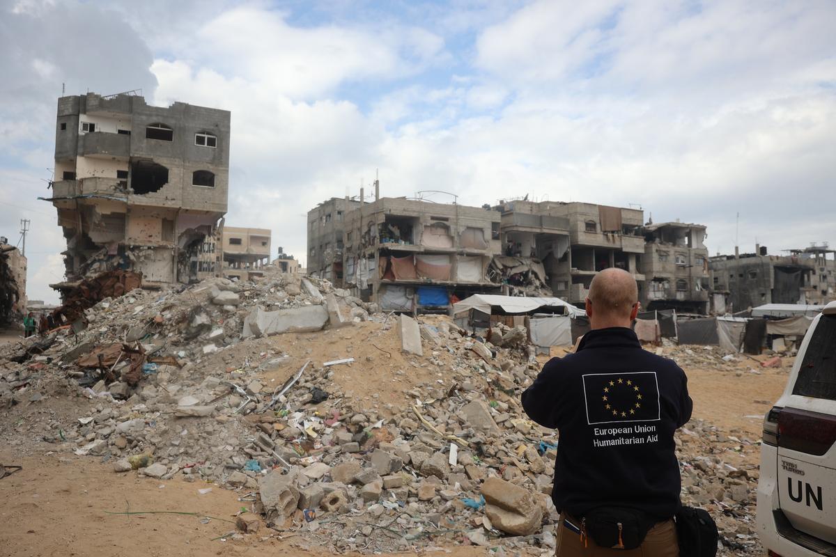 Gaza, 5 febbraio 2025. Personale dell'Unione europea impegnato nell'assistenza umanitaria (foto Unione Europea)