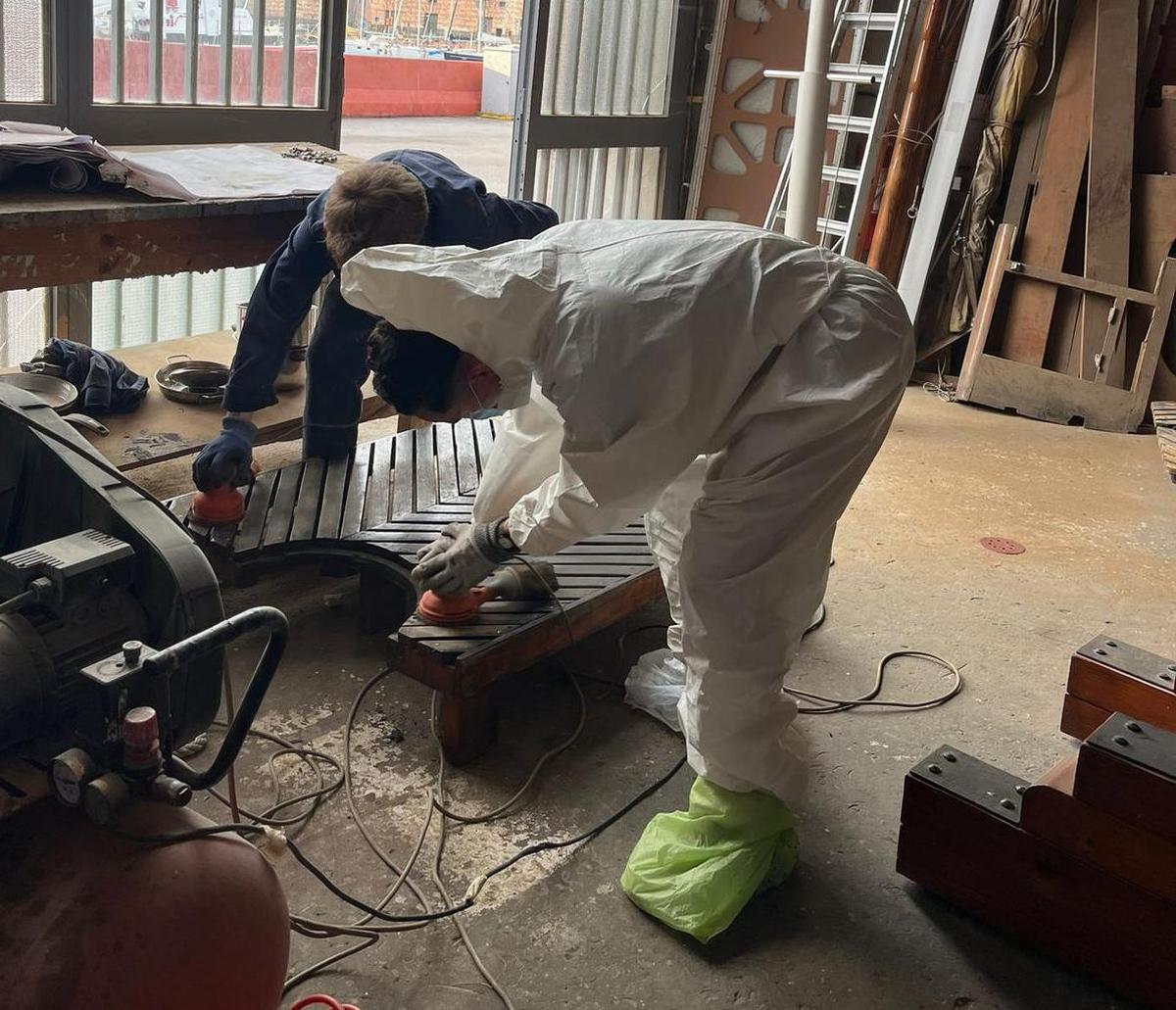 Ragazzi al lavoro in uno dei cantieri