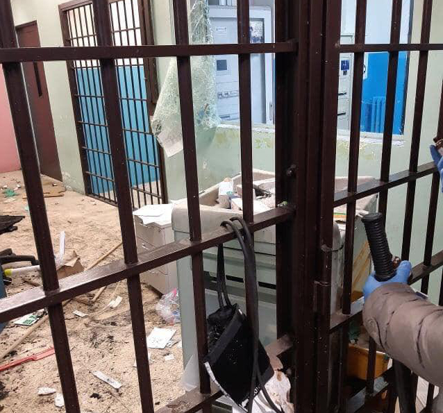 L'interno del carcere Sant'Anna a Modena dopo le proteste