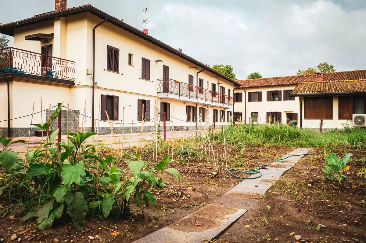 Casa Chiaravalle, Milano. Foto di Paolo Valenti