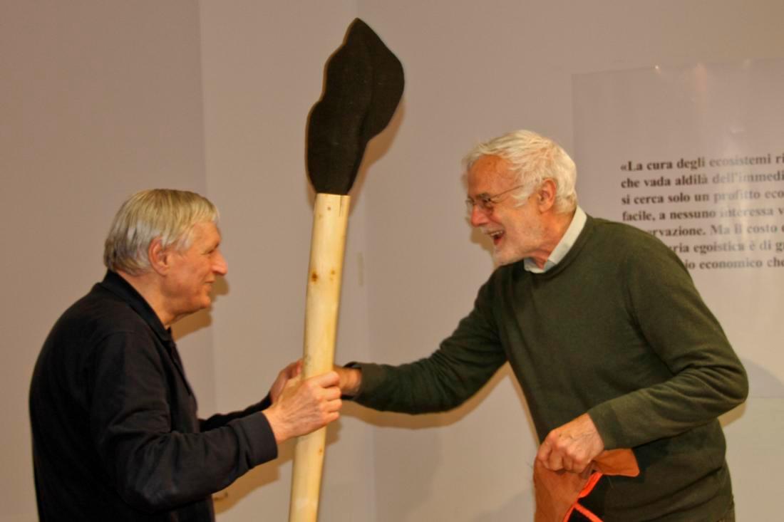 Pieve di Cadore (Belluno), 14 maggio 2024. Luigi Ciotti e Hans Schmieder durante la presentazione della campagna Open Olympics