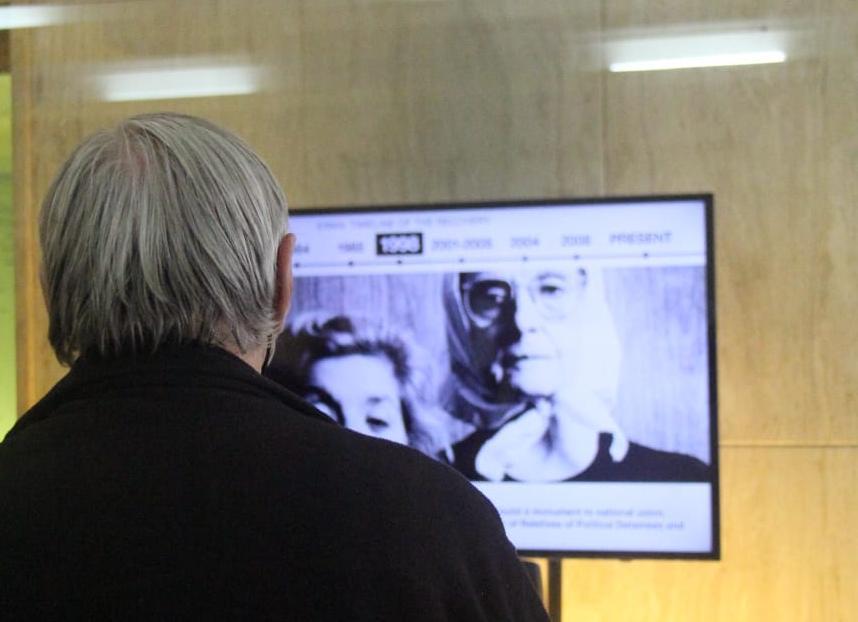 Don Luigi Ciotti in visita al centro della memoria all'ex Esma di Buenos Aires