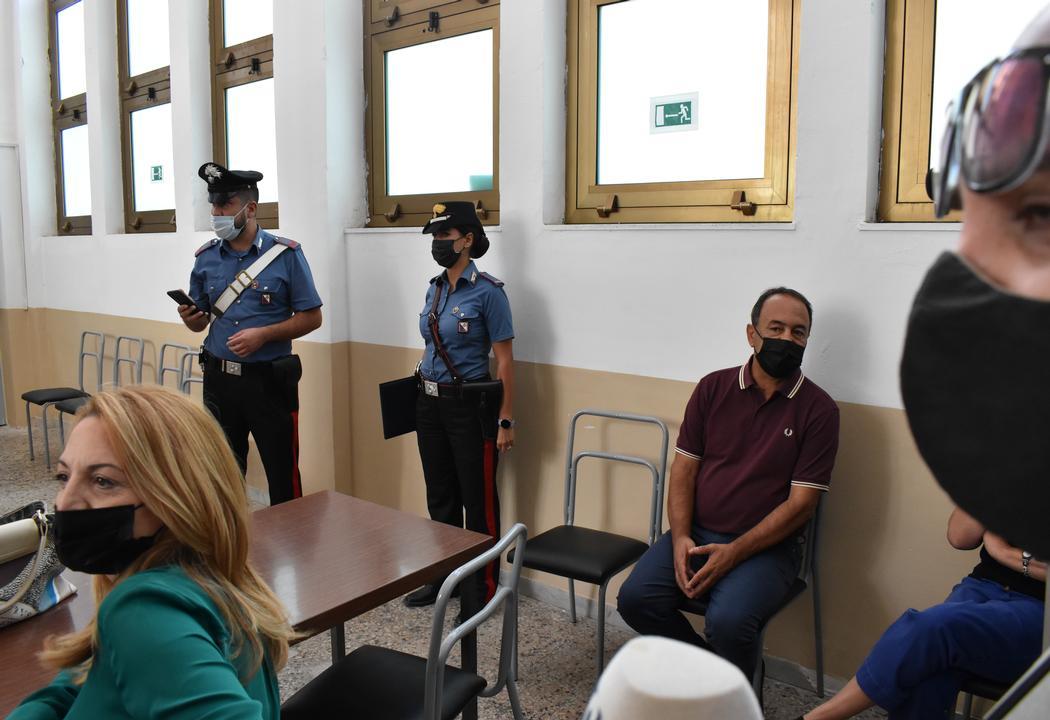 L'ex sindaco di Riace viene condannato a 13 anni, 30 settembre 2021