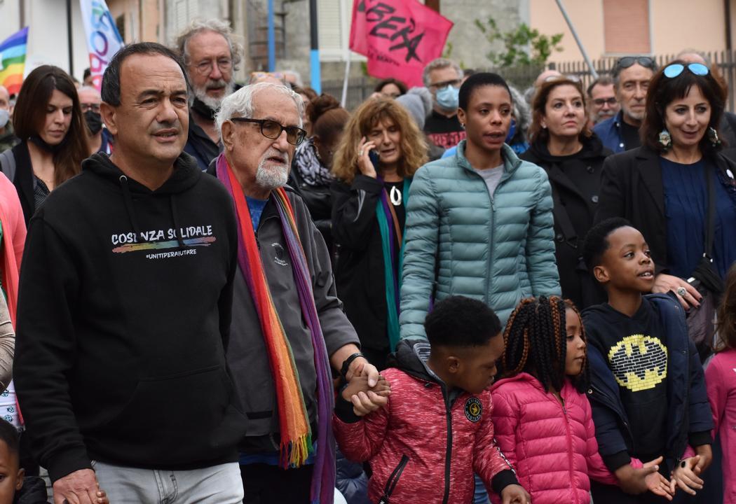 Mimmo Lucano con padre Alex Zanotelli, 6 novembre 2021