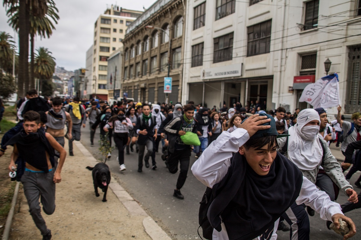 Cile, 2019. Una manifestazione studentesca (Facundo Ortiz Nunez)