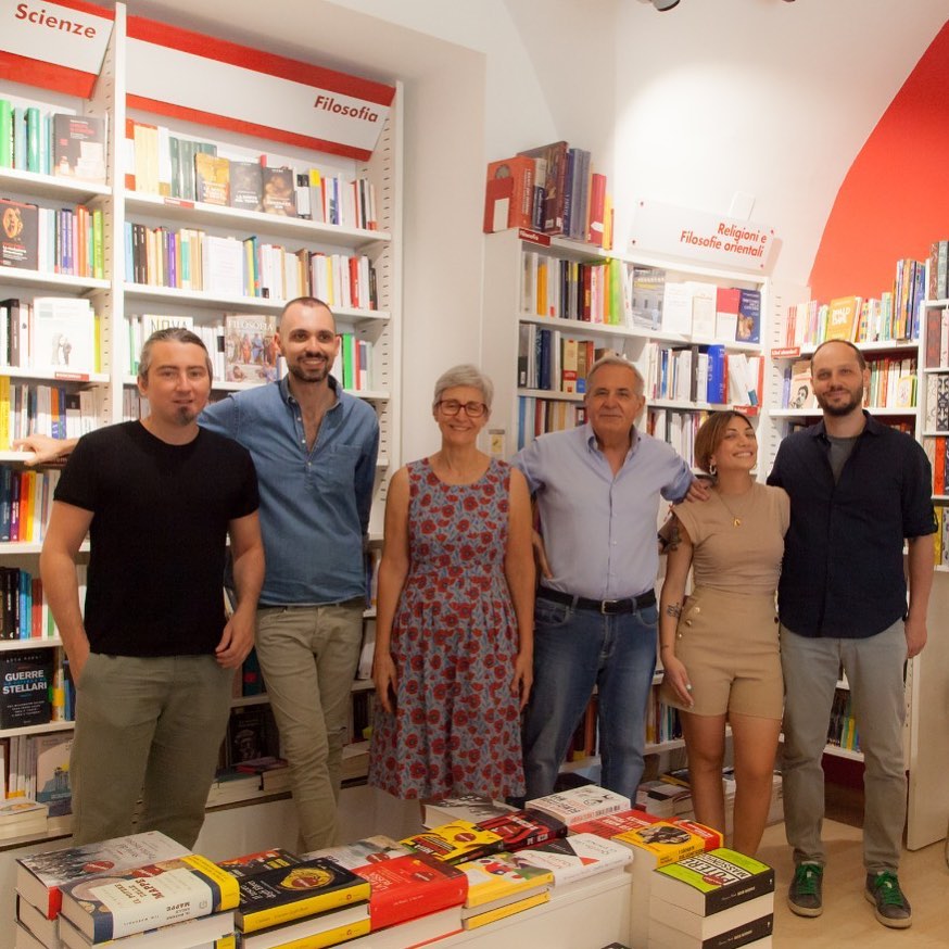 La squadra della libreria Ubik di Foggia
