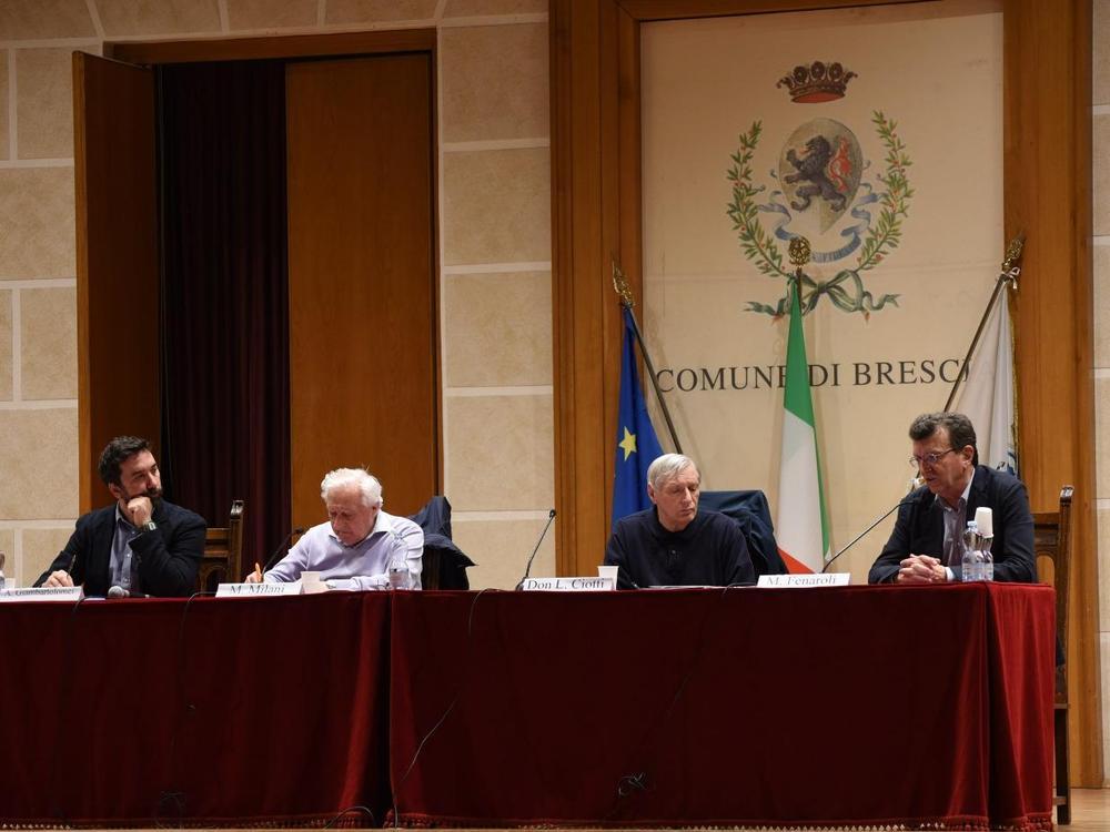 Brescia, 14 maggio 2024. Un momento dell'incontro organizzato da Libera Brescia con Manlio Milani, don Luigi Ciotti e l'assessore Marco Fenaroli (Foto Gian Battista Raffetti)