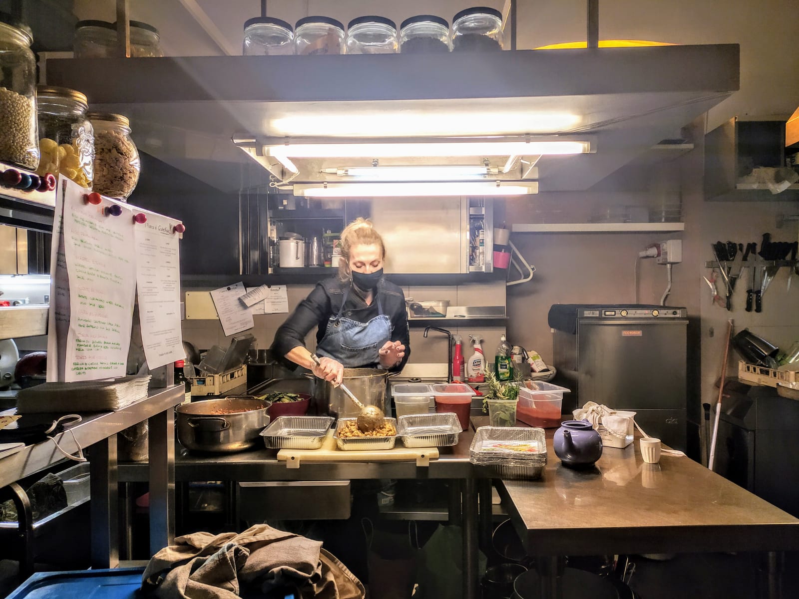 Maria Zingarelli al lavoro