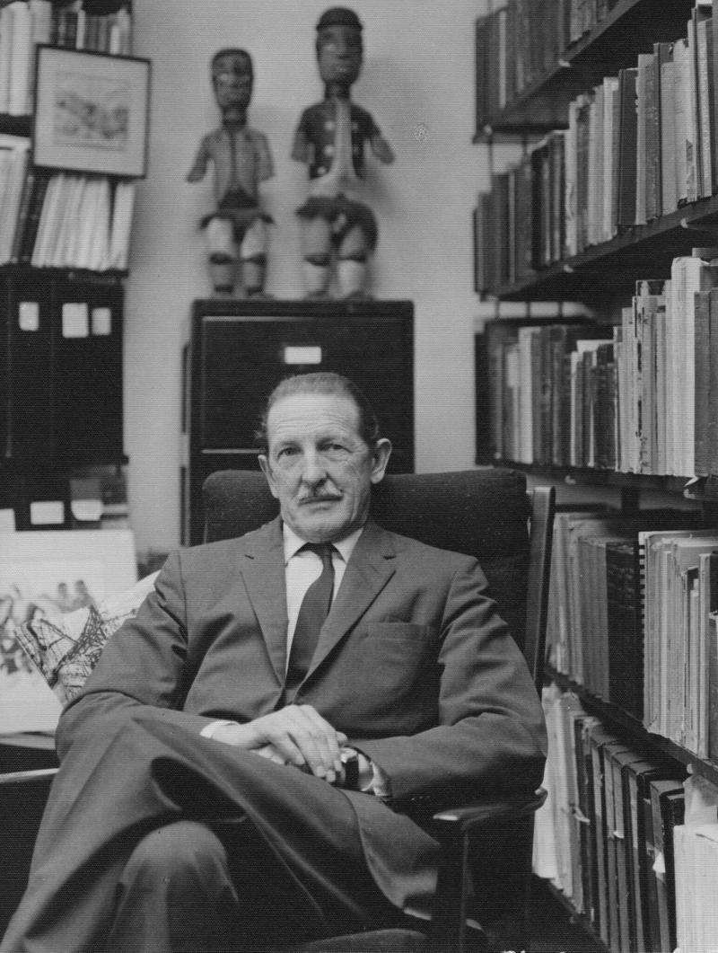 Sir Raymond Firth, antropologo neozelandese (Foto della London School of Economics da Flickr)