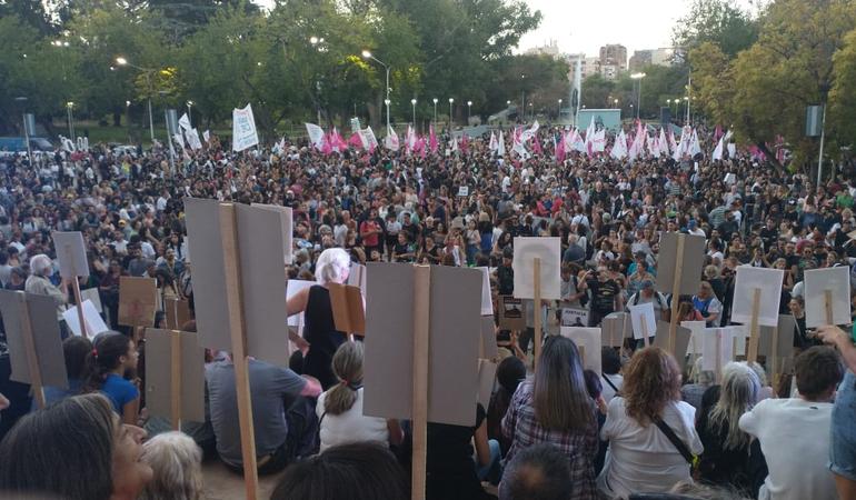 Mendoza, 24 marzo 2024. Marcia per il Giorno della memoria per la verità e la giustizia. Foto: associazione Hijos