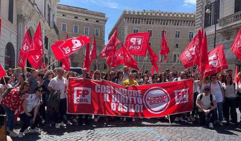 Roma, 24 maggio 2024. Manifestazione durante lo sciopero nazionale delle commissioni per il riconoscimento della protezione internazionale. Foto Fp Cgil