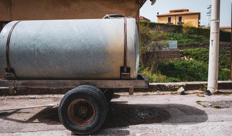 Santo Stefano Quisquina (Ag), un vecchio carrobotte. Foto di P. Valenti