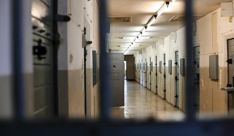 Sessantaseimila persone in carcere, il mito della sicurezza genera solo sovraffollamento e paura