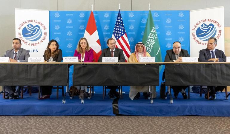 Ginevra, 23 agosto 2024. La conferenza stampa tenutasi dopo i colloqui organizzati per la cessazione della guerra in Sudan. Epa/Salvatore Di Nolfi