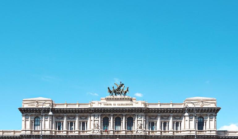 La Corte di Cassazione. La Direzione nazionale antimafia è incardinata nella procura generale (Michele Bittetto/Unsplash)