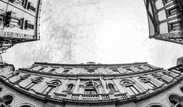 Un municipio, quello di Caltagirone (Davide Ragusa/Unsplash)