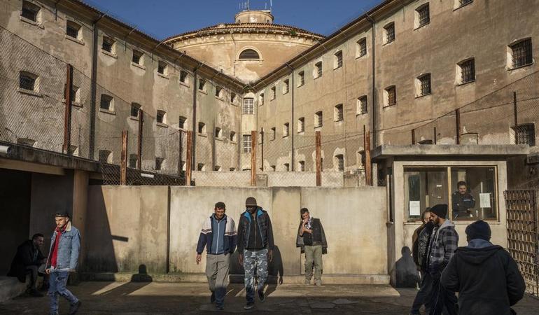 Leonardo Di Costanzo, regista delle terre di mezzo