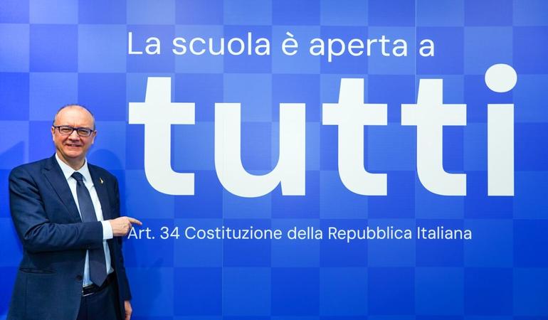 Il ministro Giuseppe Valditara durante l'evento Didacta. Foto: Mur