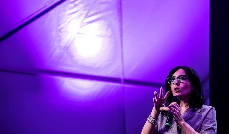 La ministra delle Politiche giovanili, Fabiana Dadone, ha convocato la conferenza nazionale sulle droghe dopo 12 anni di stallo (Foto Angelo Carconi/Ansa)