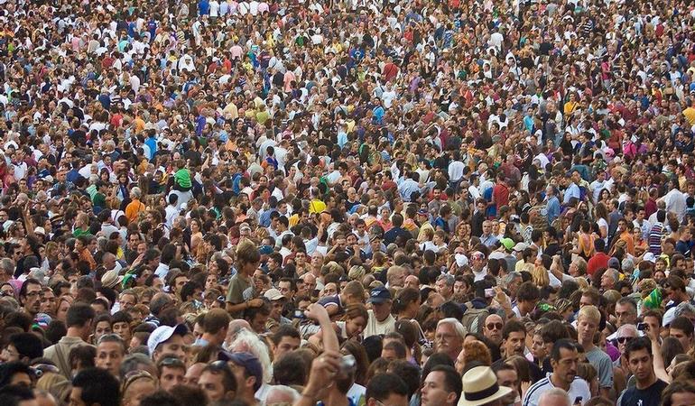 Moltitudine. Foto: Wikicommons