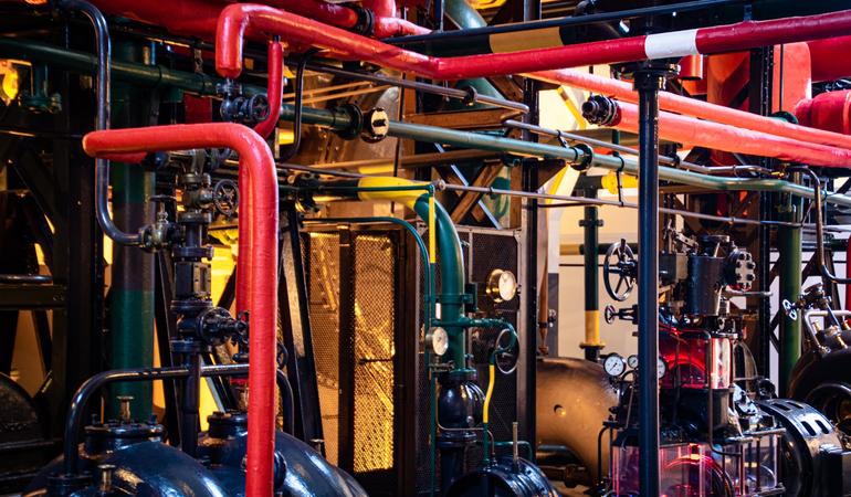 Impianto di estrazione del gas. Foto: pexels.