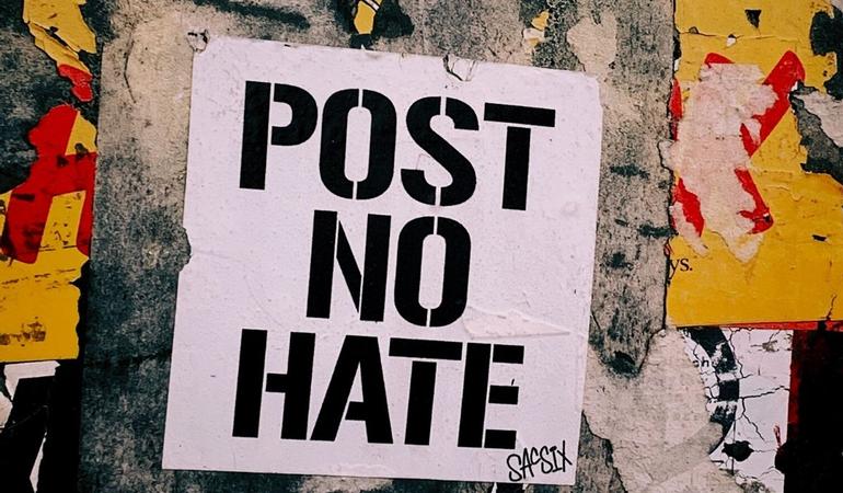 Tutto quello che non dicono sull'odio online. Credits Unsplash