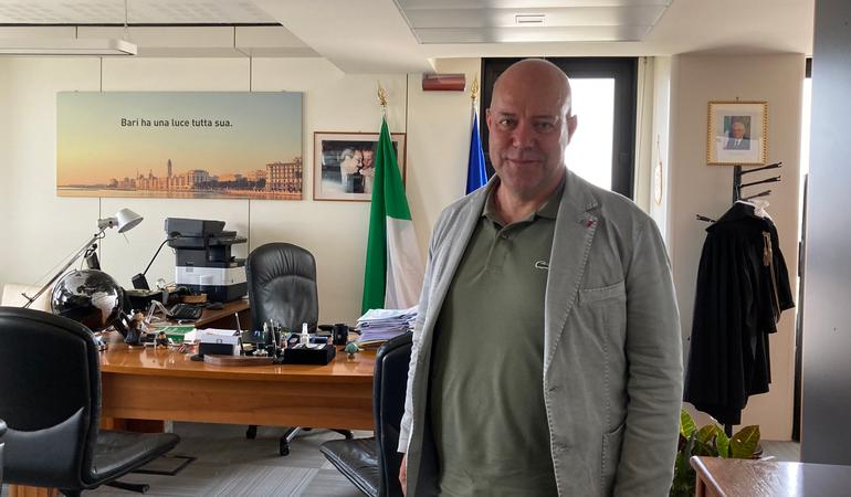 Il procuratore Rossi nel suo ufficio