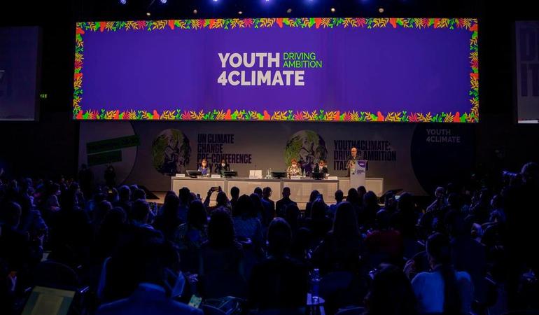 Milano, centro congressi (Mico), 28 settembre 2021. La Youth4Climate dei giovani delegati contro il cambiamento climatico (Foto Ministero della Transizione ecologica)