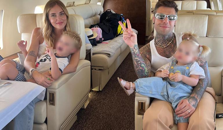 Gli attivisti denunciano le emissioni dei super-ricchi tracciando i loro jet