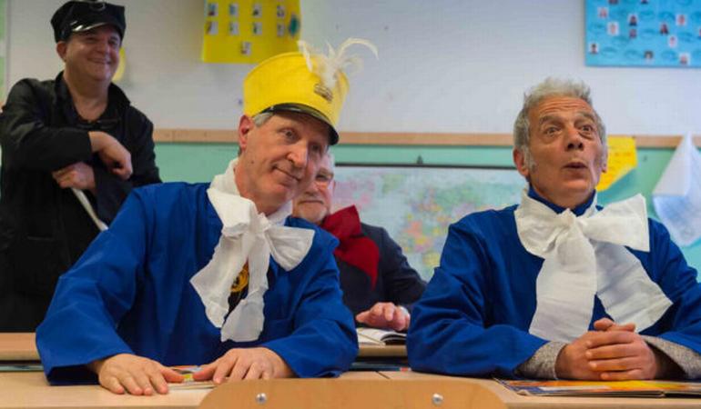 Una scena dal videoclip di "L'ignoranza è figa" de Il parto delle nuvole pesanti.