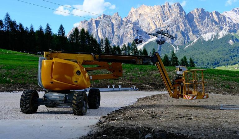 29 aprile 2026, Cortina d'Ampezzo. Lavori vicino alla cabinovia Apollonio-Socrepes. Foto: N. Sclippa