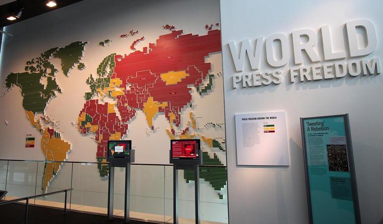Mappa della libertà di stampa al Newseum di Washington (Mr.TinMD/Flickr)