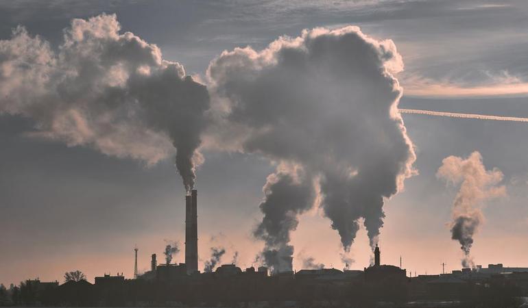 Maxim Tolchinskiy/Unsplash